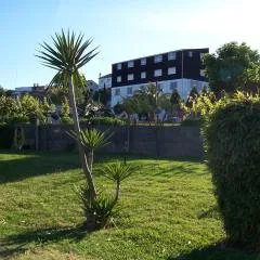 Apartamentos Blanco Y Negro