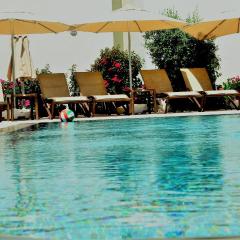 Olivias Group Hotel