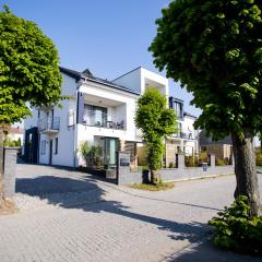 Apartamenty Villa Baltica Rewal - jacuzzi na dachu, wi-fi, parking w cenie