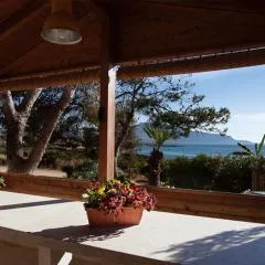 CASA CON VERANDE SUL MARE a 2 MINUTI A PIEDI DALLA SPIAGGIA
