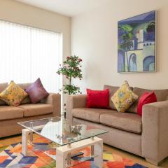 Modern & Exquisite Trumpington Townhouse with Parking & 5 mins to Papworth hospital