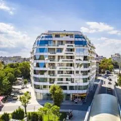 Super Central Luxury Apartments