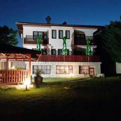 Holiday Home Paulovnia