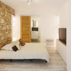 GregBnb - Studio CLIMATISÉ - Terrasse & parking privé