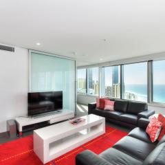 Private Q1 Resort & Spa Apartment with Ocean Views