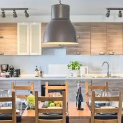 Apartment Peninsula