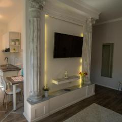 JR Luxury Guesthouse