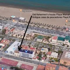 Old Fisherman's House in Malvarrosa Beach