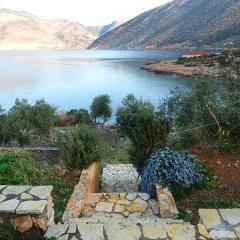 Apartment by The Sea Near Athens