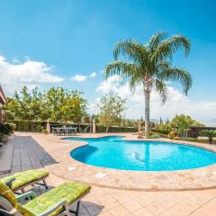 Cubo's Villa Ruiz