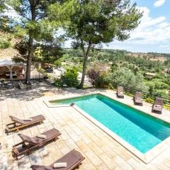 Villa Es Pinar By homevillas360
