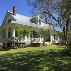 Canemount Plantation Inn