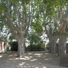 aile d'un ancien mas