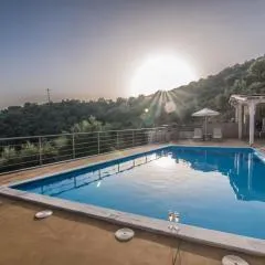 Aksos Suites Accessible Accommodation