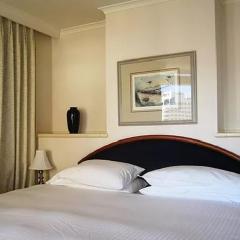 2208 Gloucester Self-Catering