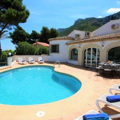 Marquesa MB by CARLOSFERIEN