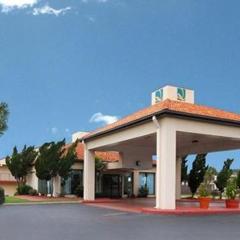 Quality Inn Marianna South