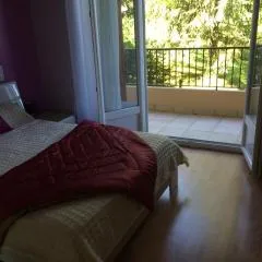 T2 gîte de Laurette avec garage et parking privés