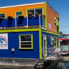 A Float Home B&B in Fisherman’s Wharf