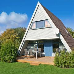 Zeltdachhaus mit WLan und Zaun