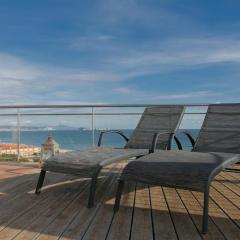 2 bedroom apartment in Sa Punta, Begur- Sea views, terrace, pool and access to the beach (Ref:H29)