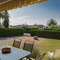 2 bedroom semi-detached house in Urb. Torre Gran, L'Estartit. Great garden and community pool (Ref:H38)