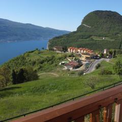 Vista Lago Altogarda Via San Marco 17