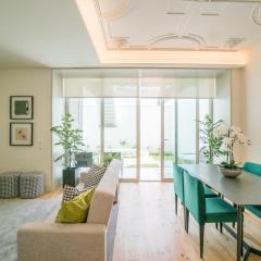 Courtyard & Elegance Apartment