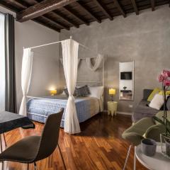 Apartment Near Trevi Fountain