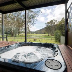 Hemley House Luxury in Halls Gap