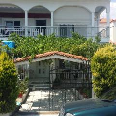 Grigorios Apartments