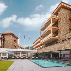 Mountain Spa Residences