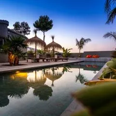 Boutique Villa Moraira, private luxe villa with views all at one level 1000m2, heated pool & jacuzzi WIFI close to center Moraira