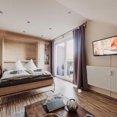 Hexe I - mit Blick auf den Wurmberg