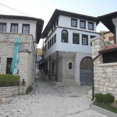Apartment Altin in old town