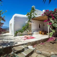 "Doves Nest" house in Mykonos town