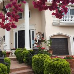 Entire Second Flr - Santa Monica Luxury Roman Villa