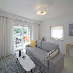 Oyster Paradise Blue Apartment
