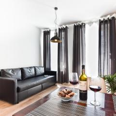 Green Garden Apartment