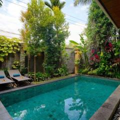 발리 아유 호텔 & 빌라(Bali Ayu Hotel & Villas)
