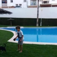 Habitación doble con baño privado, Desayuno y piscina