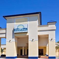 데이즈 인 올랜도 에어포트 - 플로리다 몰(Days Inn by Wyndham Orlando Airport Florida Mall)