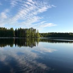 Private Lakeside Holiday Property in Nature