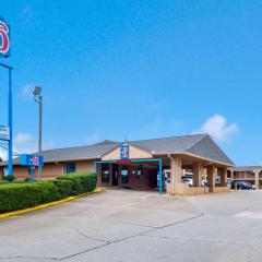 Motel 6-Marshall, TX