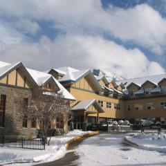 YWCA バンフ ホテル（YWCA Banff Hotel）