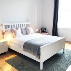 Stylish City Centre Apartments - D Terrace Residence