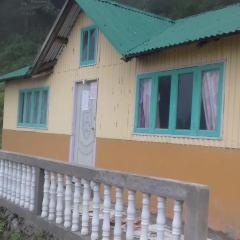 Vamoose Gopal Homestay