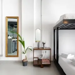 Monastiraki Factory CityCenter- Unspoiled Athens Apartments