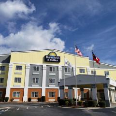 Days Inn & Suites by Wyndham Union City