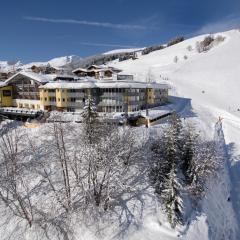 Hotel Residenz Hochalm - SKI IN -SKI OUT